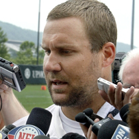 Ben addresses the media after practice today. Photo: Yahoo Sports.